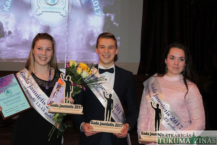 Kandavas Gada jaunieši – Dārta Ošeniece, Sintija Bondarenko un Kristaps Kristers Ozols