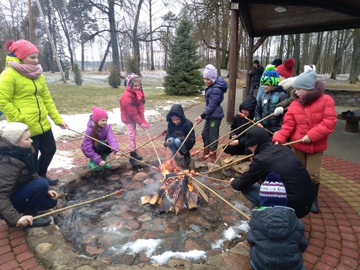 Radoša un izzinoša darbošanās Lestenē skolēnu brīvlaikā
