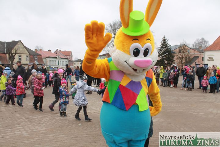 Lieldienas Cērē, Slampē, Lapmežciemā un Tukumā