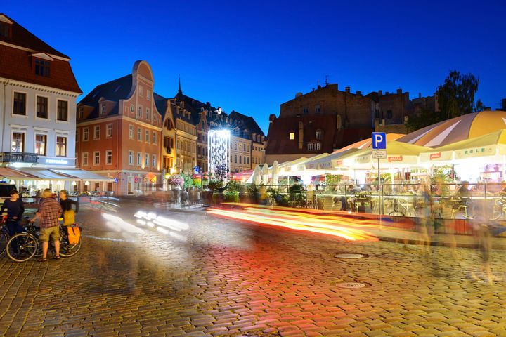 Kā izklaidēties un atpūsties, ja brīvdienās nav vēlmes braukt ārpus Rīgas