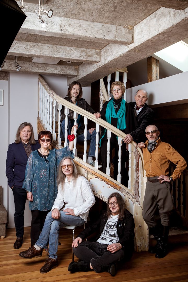 Svinot filmas «Četri balti krekli» panākumus Kannu kinofestivālā, grupa MENUETS aicina uz īpašu koncertu