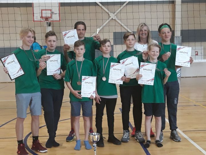 Tukuma volejbolisti sezonu noslēdz ar bronzu