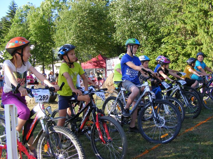 Sācies velokross Irlavā/FOTO/