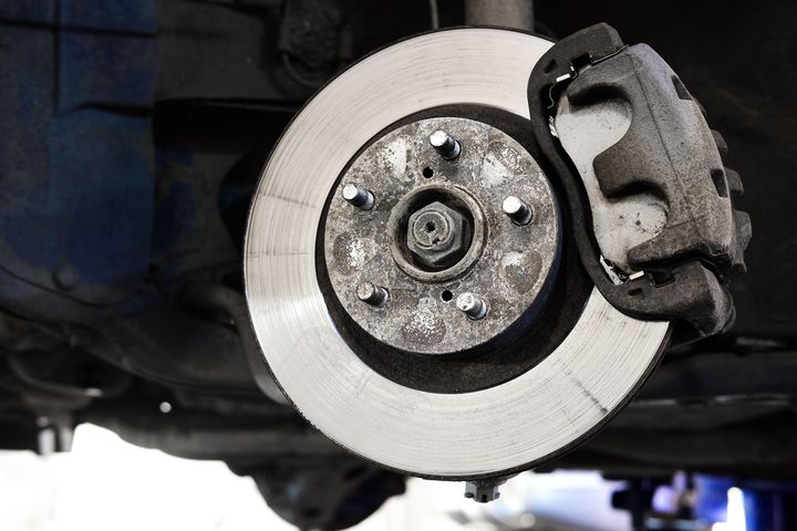 Visbiežāk uzdotie jautājumi par bremžu sistēmu