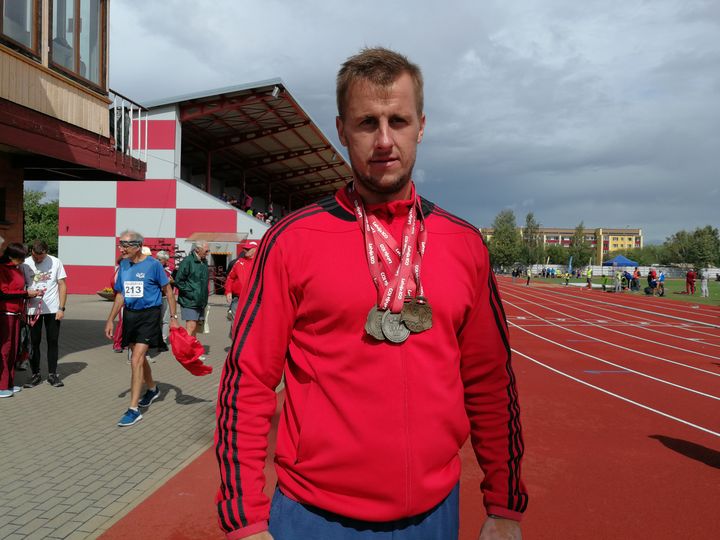 Bauskā aizvadītas veterānu sacensības vieglatlētikā