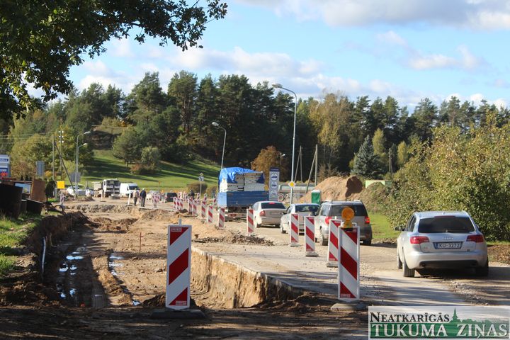 Tiek slēgta Kurzemes iela Tukumā