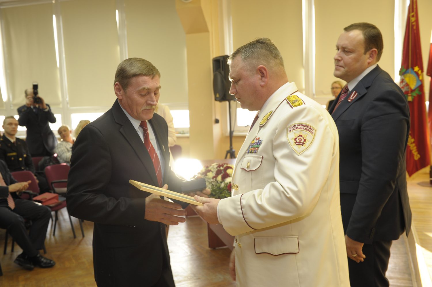 Apbalvojumu «Par pašaizliedzību» saņem Ilgonis Auseklis no Zentenes