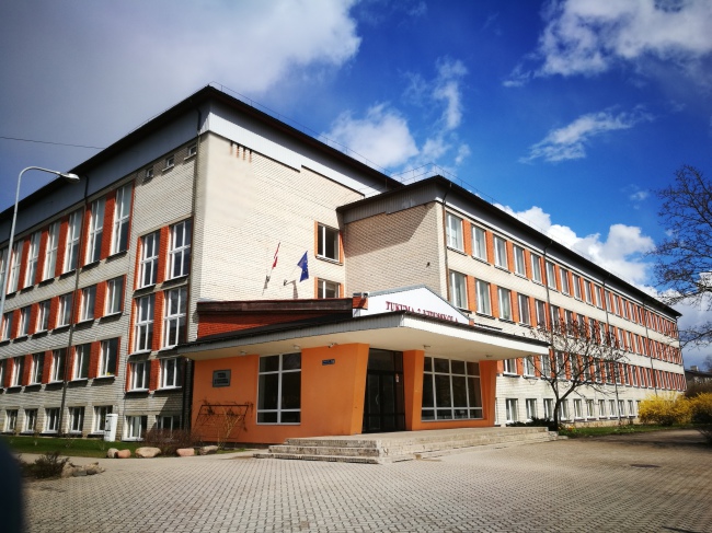 Pagarina iepirkuma procedūru Tukuma 2. vidusskolas pārbūvei