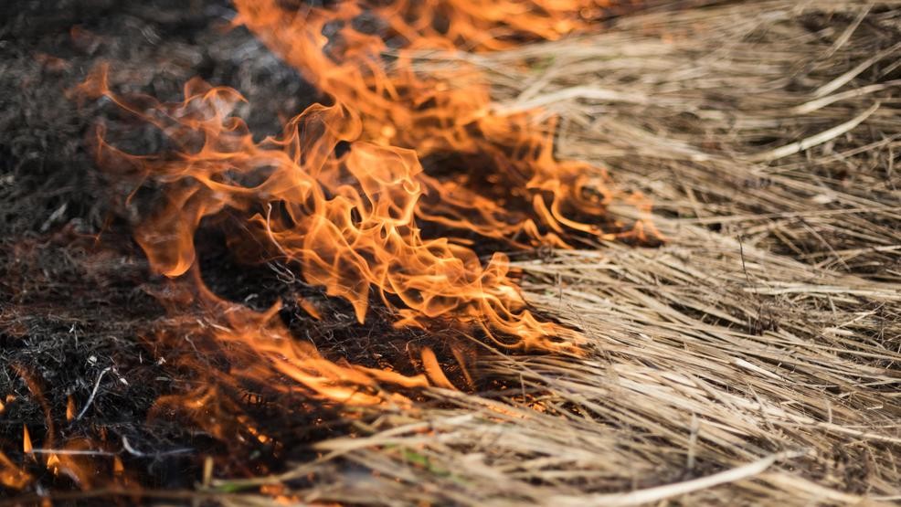 Degot kūlai, nodeg šķūnis Sēmes pagastā