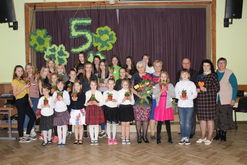 Jaunpils mazpulkiem pieci gadi