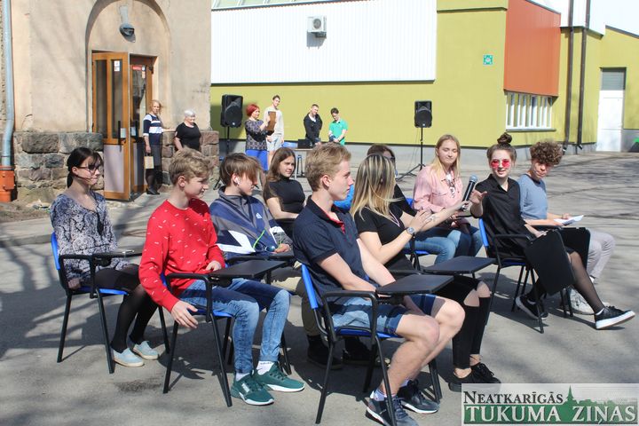 Tukumā iekārto āra klasi