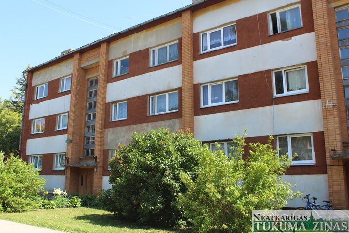 Degolē diskutē – būt vai nebūt logiem pagrabos