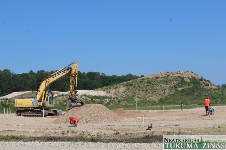 Jaunā vietā top laukums skeitparkam Tukumā
