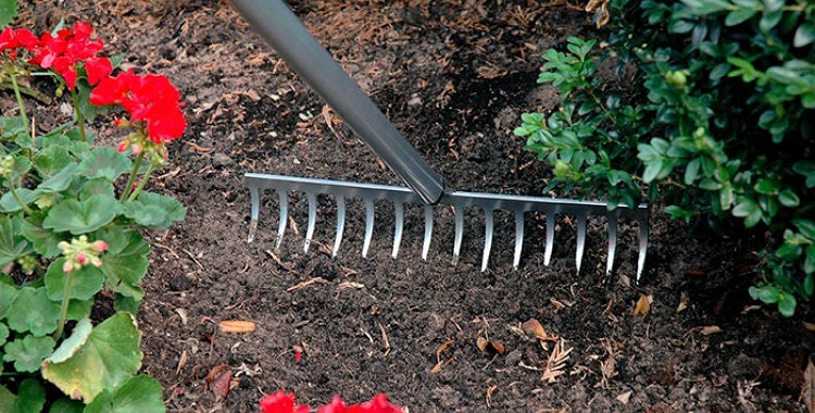 Jaunpilī nepārdod mazdārziņus un dīķi