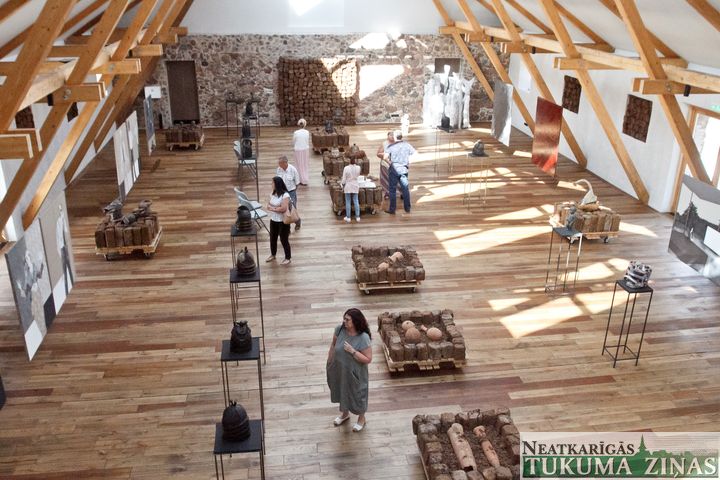 Izstāde Rūmenes muižā – vēl tikai četras dienas!