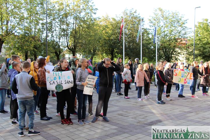 Lai mainām sevi, nevis dabu…