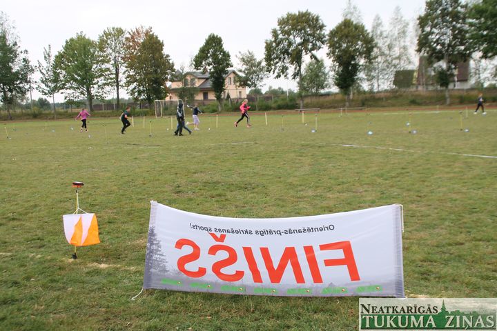 Kandavā izkrien Latviju