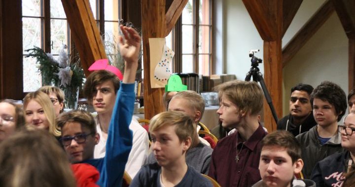 Ar vienu planētu par maz?