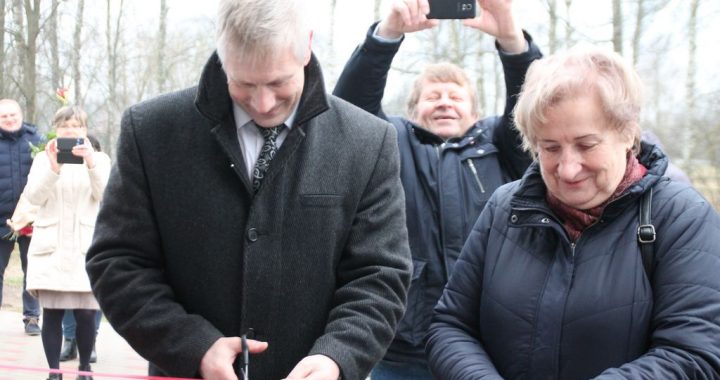 Atklāta atjaunotā Smārdes stacijas ēka