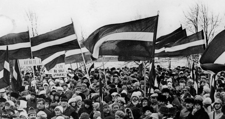 Barikāžu piemiņas diena Tukumā /VIDEOREPORTĀŽA/