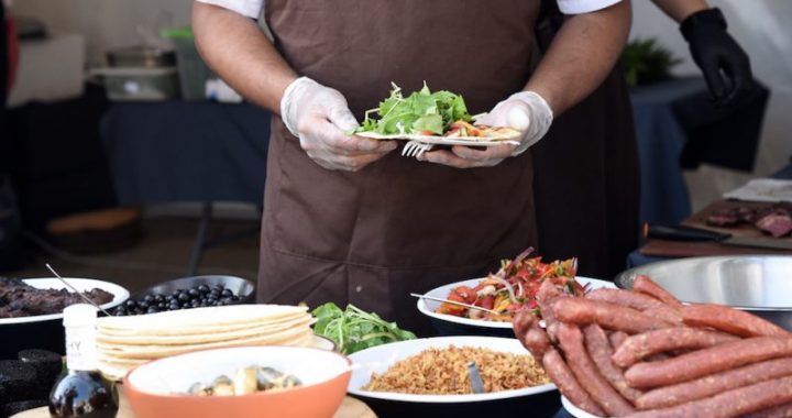 Noteiktas prasības sabiedriskās ēdināšanas uzņēmumiem