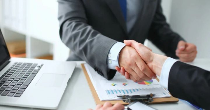 Kredīts biznesam, kā saņemt naudu biznesa uzsākšanai