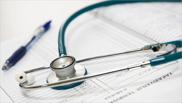 Stingri kontrolējot pacientu plūsmu, daļēji atjaunos plānveida veselības aprūpes pakalpojumu sniegšanu