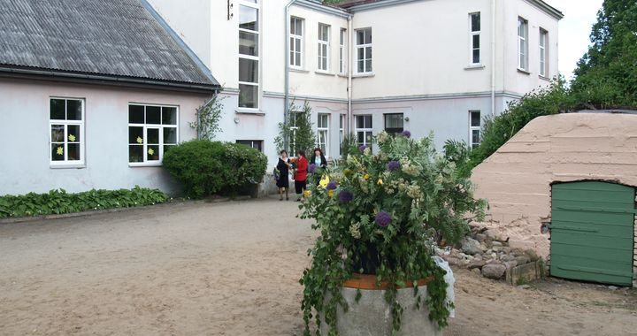 No 14. maija COVID-19 analīzes ņem Praviņu skolā