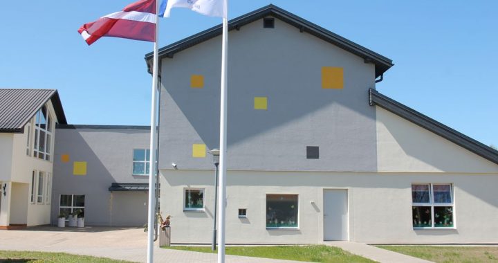 Smārdē atklāj bērnudārza «Ķipari» piebūvi