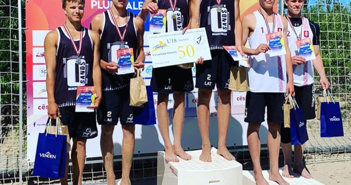 Latvijas Jaunatnes pludmales volejbola čempionāta 1. posmā Sandim Bērziņam zelts