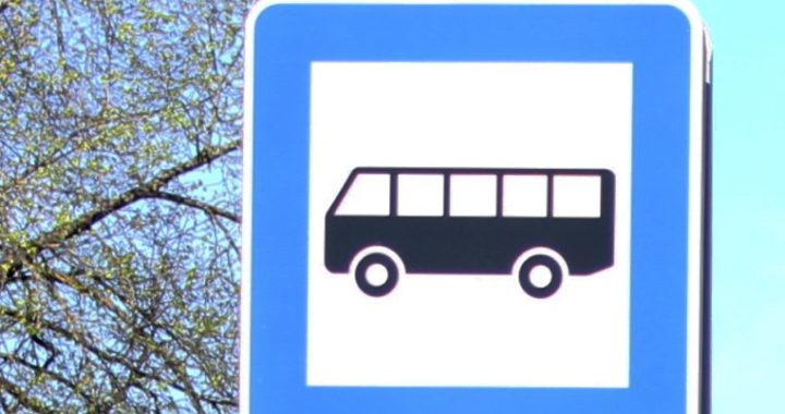 Mainīta iekāpšanas vieta Apšuciema un Lapmežciema autobusos