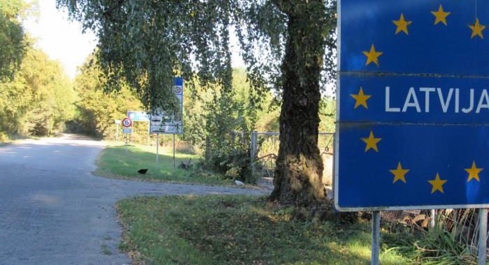 Reģistrēs katru ieceļotāju no ārvalstīm