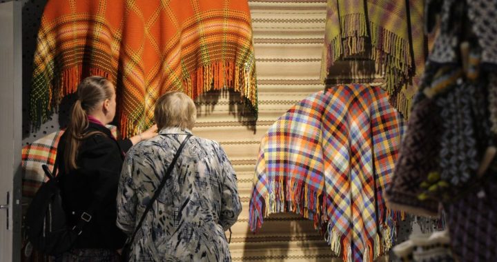 Jaunpils rokdarbnieču izstāde Tukumā