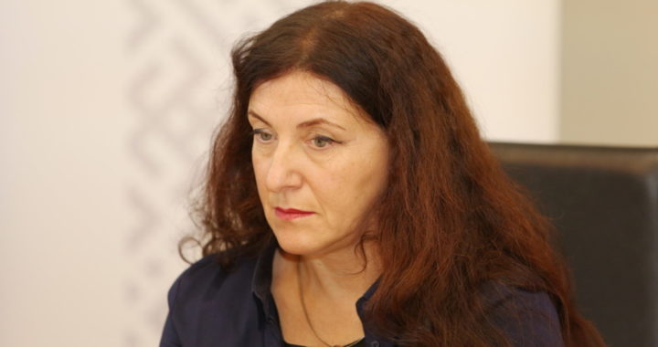 20. oktobra laikraksta apskats kopā ar Ivonnu Plaudi