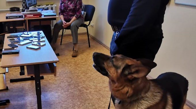 Tukuma skolu apmeklē Darvins