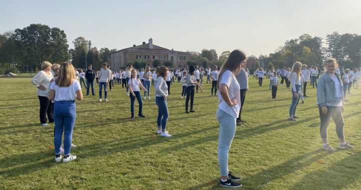 “Jerusalema” izaicinājums; dejo arī Engurē /VIDEO/