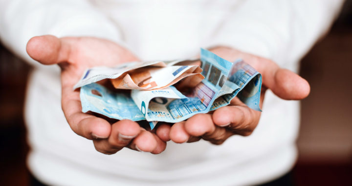 7 padomi, kas jāzina pirms aizņemies naudu