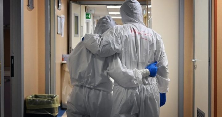 Izsludina ārkārtas situāciju medicīnā Latvijā