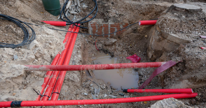 Jāatšķetina kanalizācijas cauruļu mudžekļi