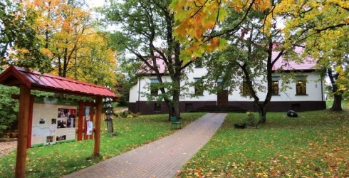 Par dzīvokļiem, parādiem un reklamēšanos