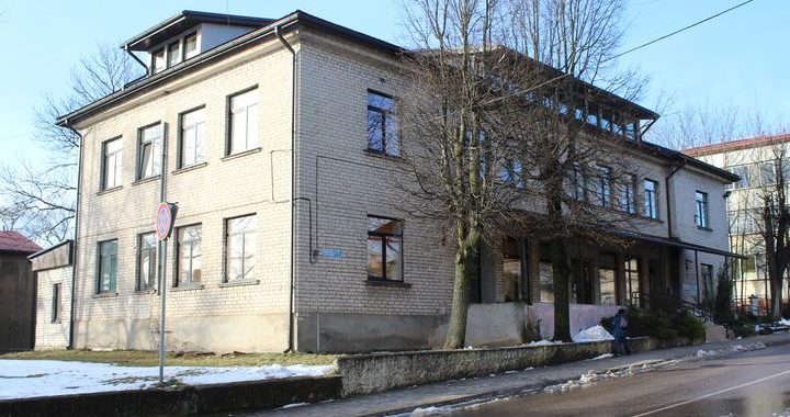 Sociālā dienesta pārbūve izmaksā vairāk nekā 200 000 eiro