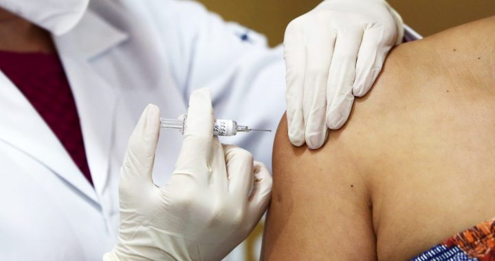 Jūrmalā un Jelgavā šodien plānotais apjoms izvakcinēts; rīt un parīt vakcinācija turpināsies