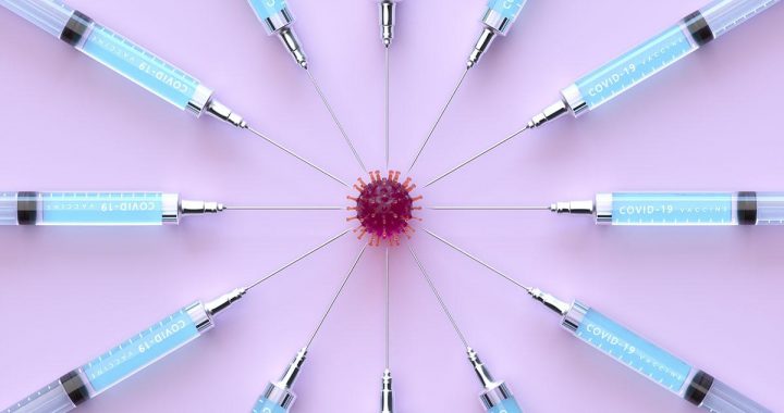 No šodienas ikviens Latvijas pieaugušais iedzīvotājs vietnē manavakcina.lv var izvēlēties vakcinācijas vietu un laiku