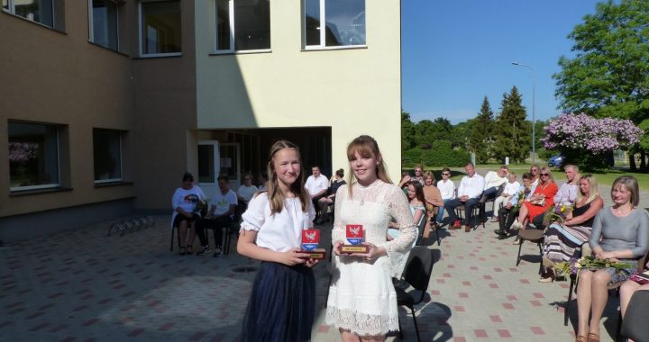 Engures novadā apbalvo skolēnus