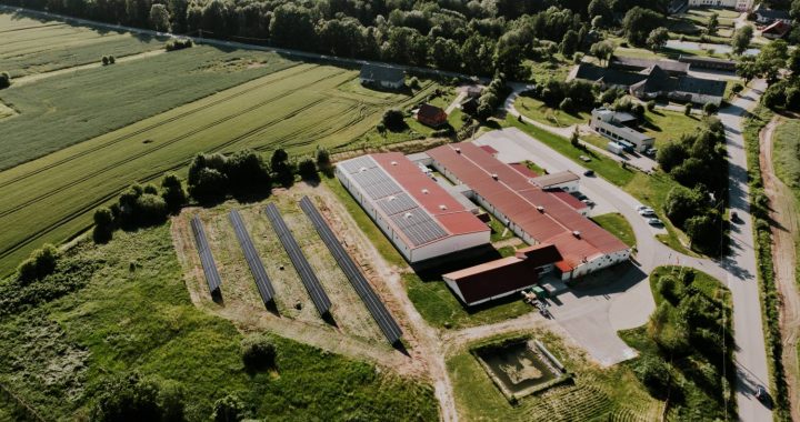 «M.P. Socks» uzstādījis lielāko saules paneļu parku Zemgalē