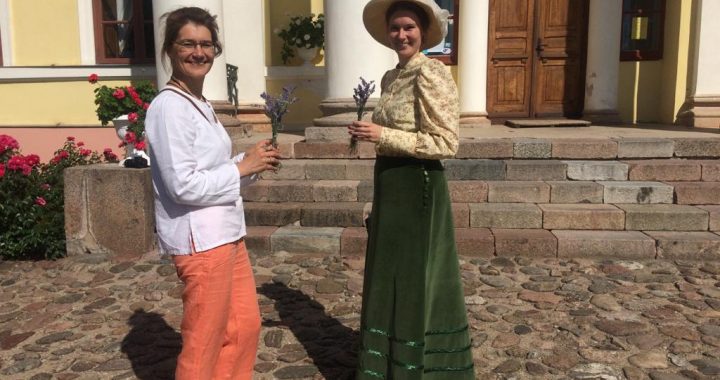 Aicina uz vēsturisko dārzu un parku dienu Durbē