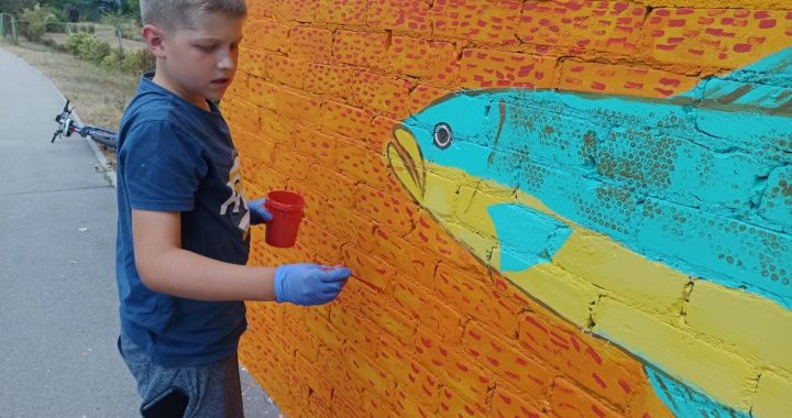 Lapmežciema pietura ietērpusies košās krāsās/FOTO/