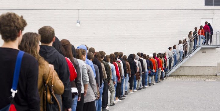 Ja iestādes durvis arvien ir slēgtas…