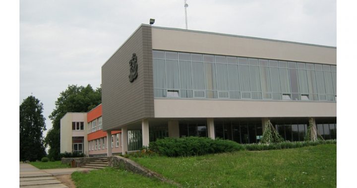 Slampenieki nemierā ar pastāvošo iekārtu