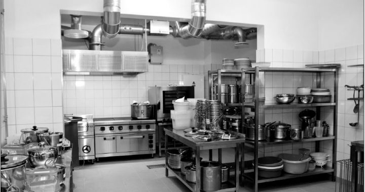 Piešķir naudu ledus hallei un «Pasaciņai»